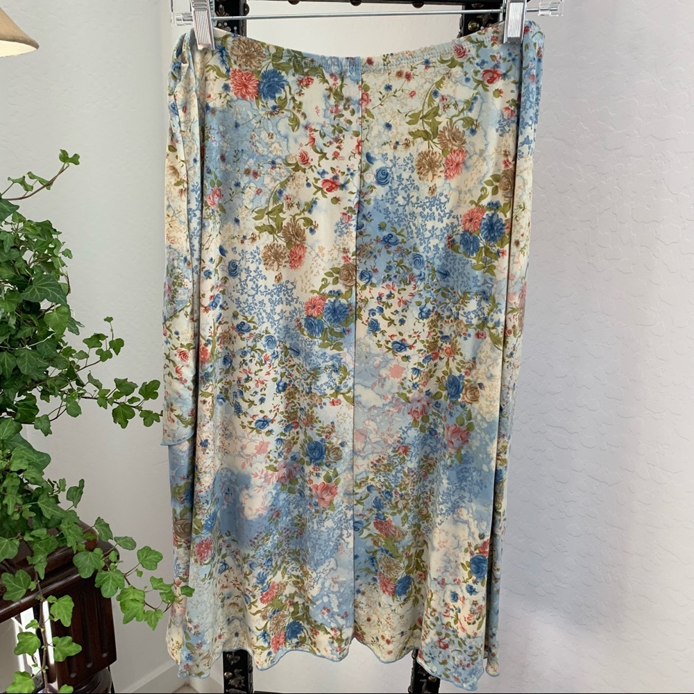 i.r.e. Ladies Floral Asymmetrical Skirt - Picture 3 of 4